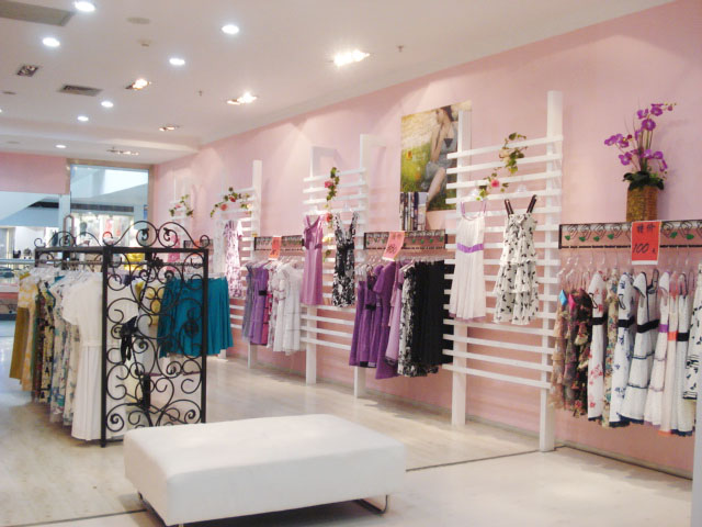 Ůװר����װ��